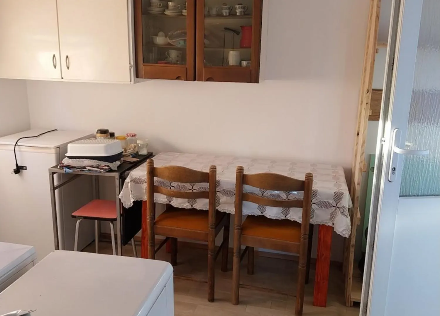 Studio apartman u ruralnom okruženju Donji Karin アパート